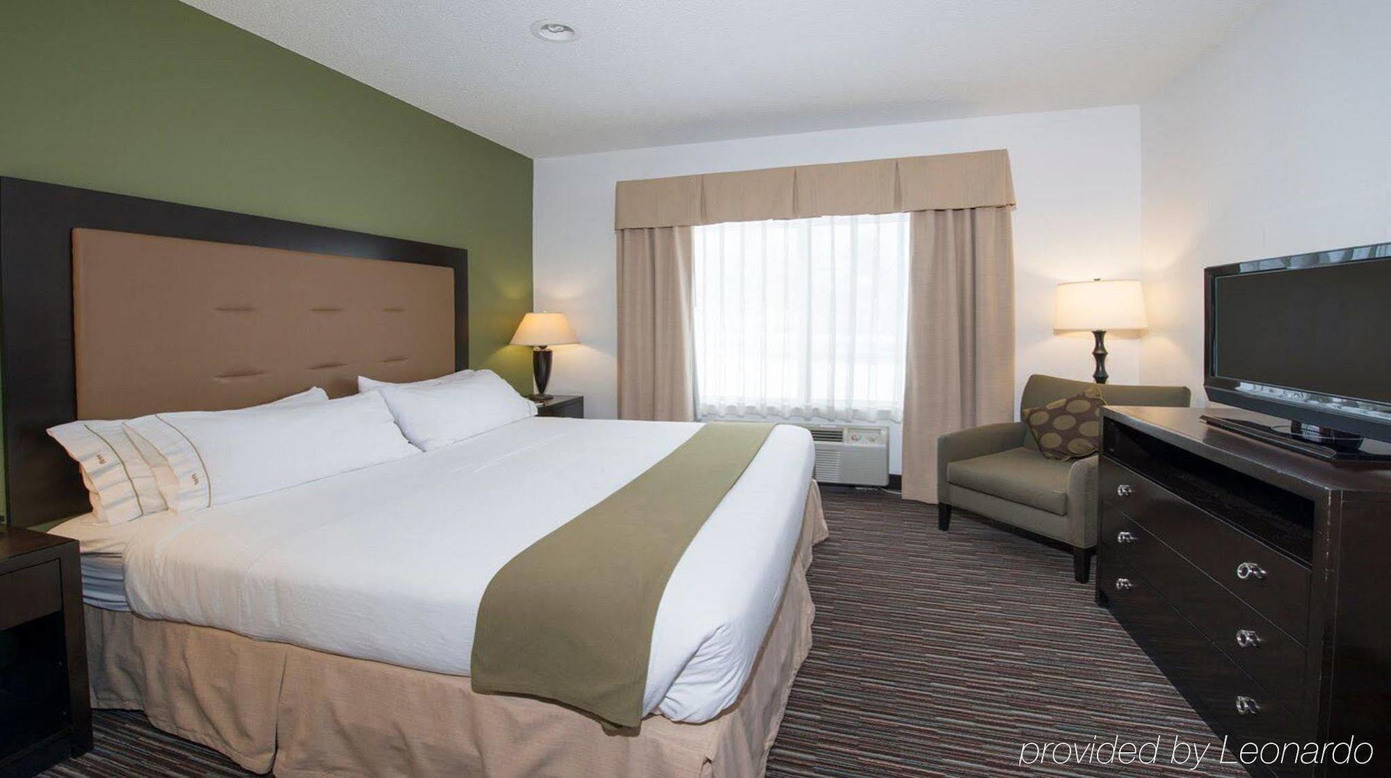 Holiday Inn Express & Suites Chicago-Deerfield Lincolnshire, An Ihg Hotel Riverwoods Экстерьер фото